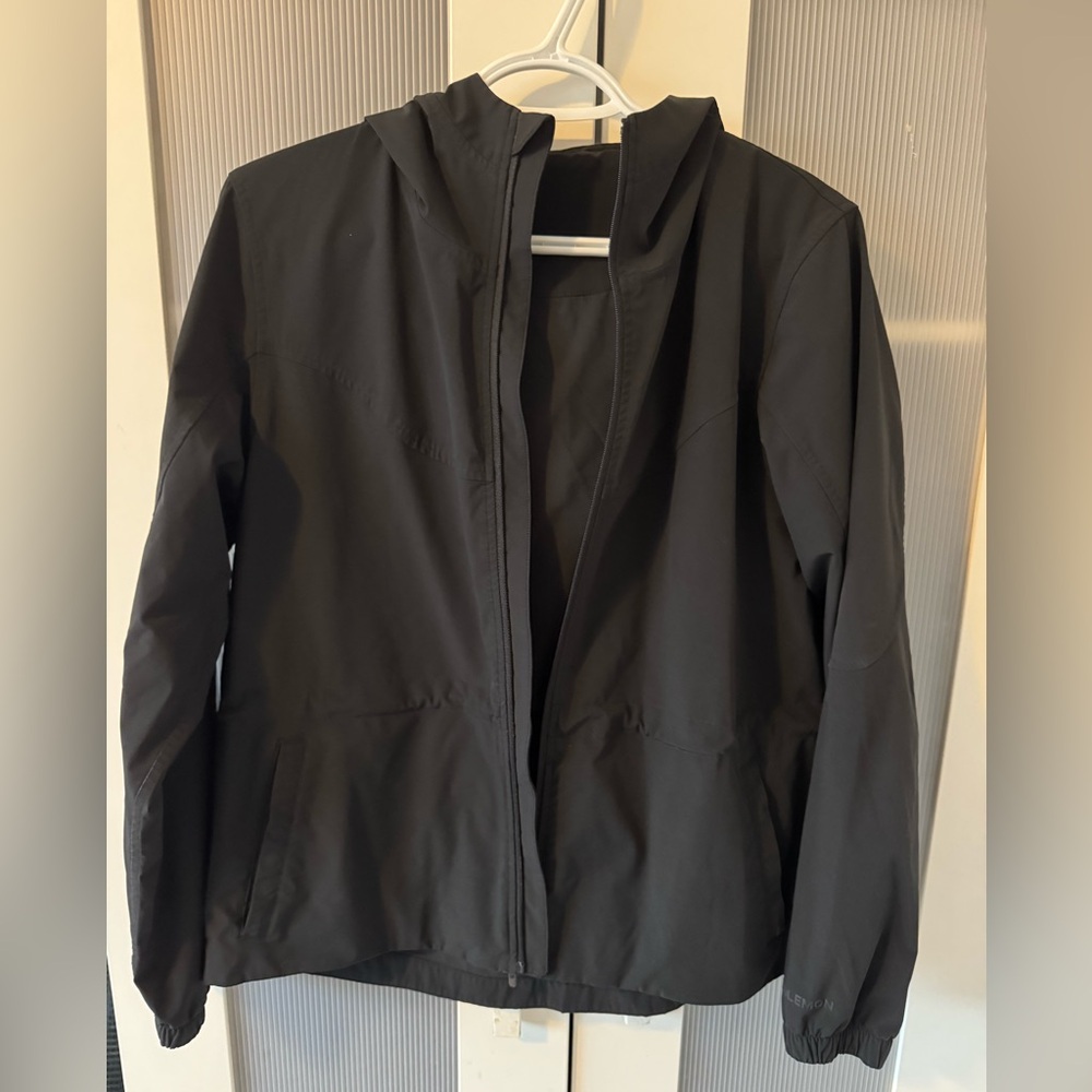 LULULEMON LIGHTWEIGHT SHELL JACKET - BLACK, 6